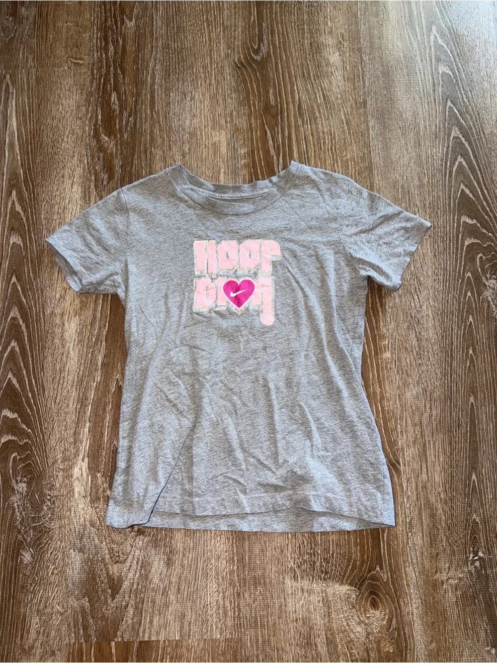 Vintage Y2K Nike Tee with Pink Heart Graphic